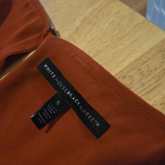 White House Black Market Rust Orange Keyhole Blouse S - Picture 3 of 7